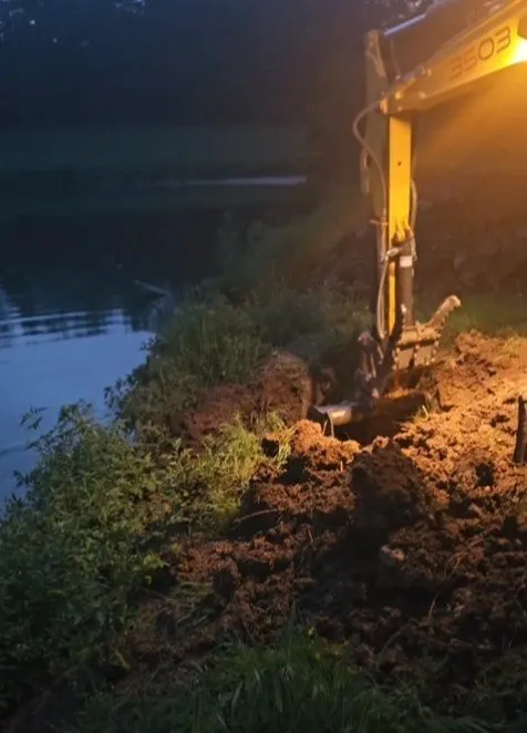 Reliable yard cleanup service for year-round maintenance in Osceola, IA by Absolute Outdoor Service