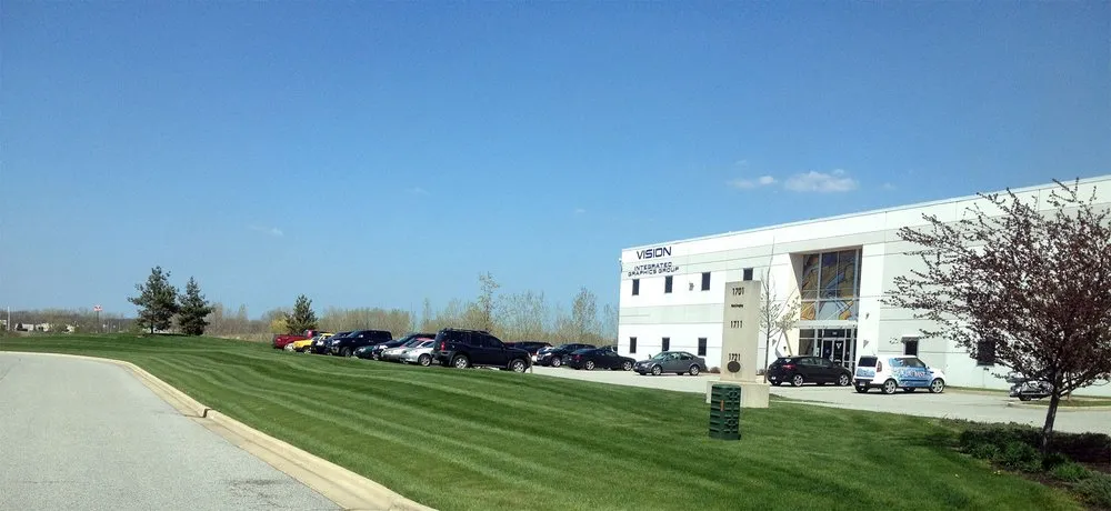 Custom lawn mowing service in Hobart, IN - Absolute Property Services