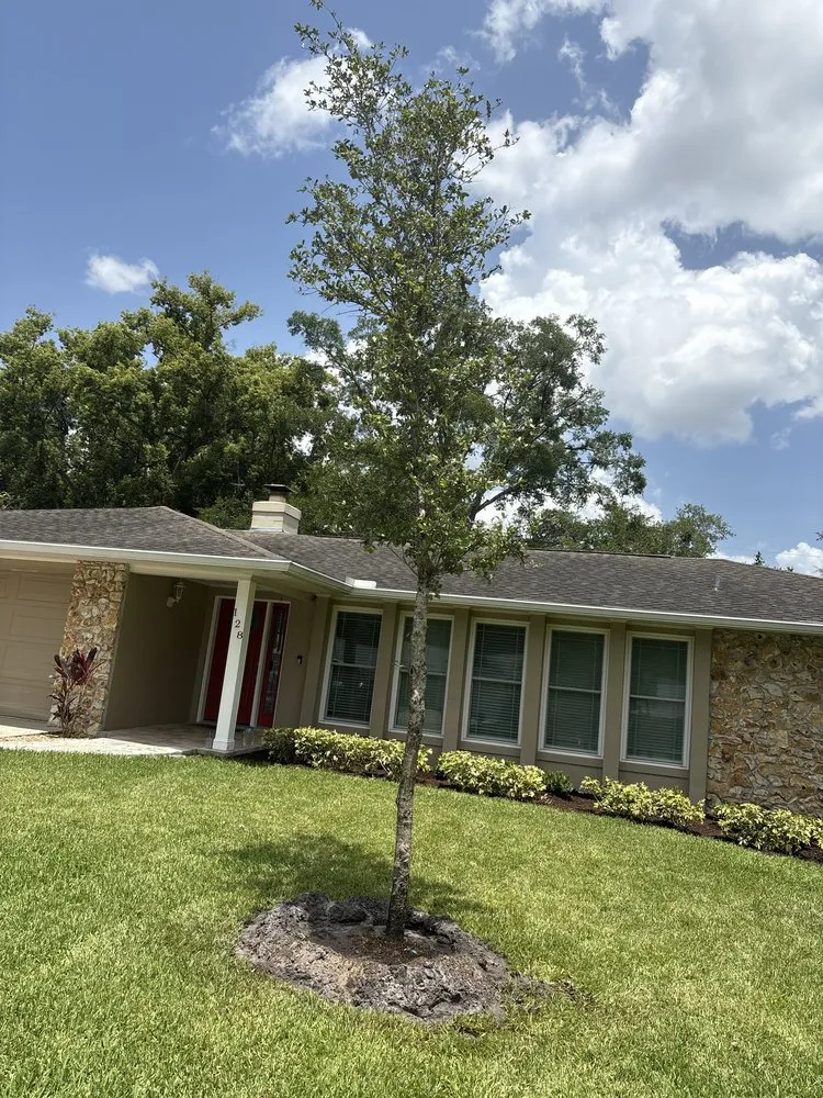 Custom garden landscaping experts serving Lake Helen, FL - Absolute TLC Nursery & Landscaping