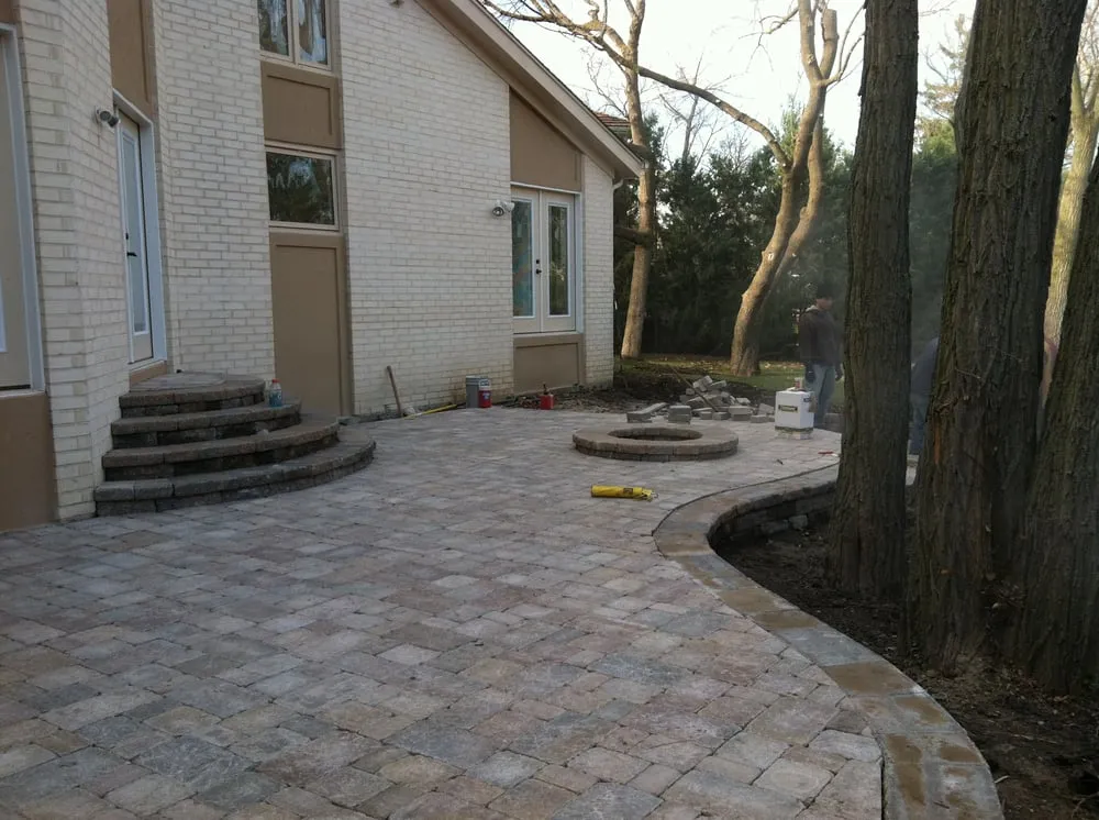 Expert yard maintenance for beautiful yards across Palatine, IL - Absolute Tree Solutions