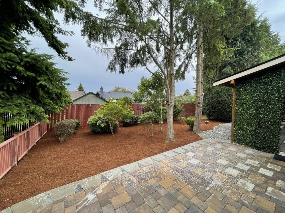 Reliable yard cleanup service in Seattle, WA by Abundant Grace Landscaping & Gardening Service