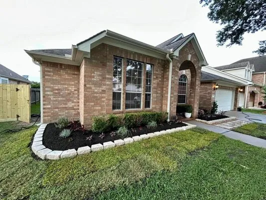 AC Landscape & Tree Service Logo