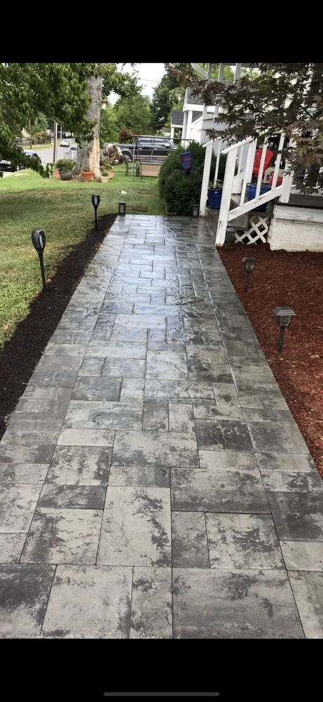 Custom lawn mowing service experts serving Bailey's Crossroads, VA - AC Landscaping & Lawn Care