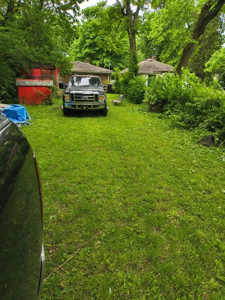 Custom lawn mowing service in Indianapolis, IN - A&C Landscaping and Hauling