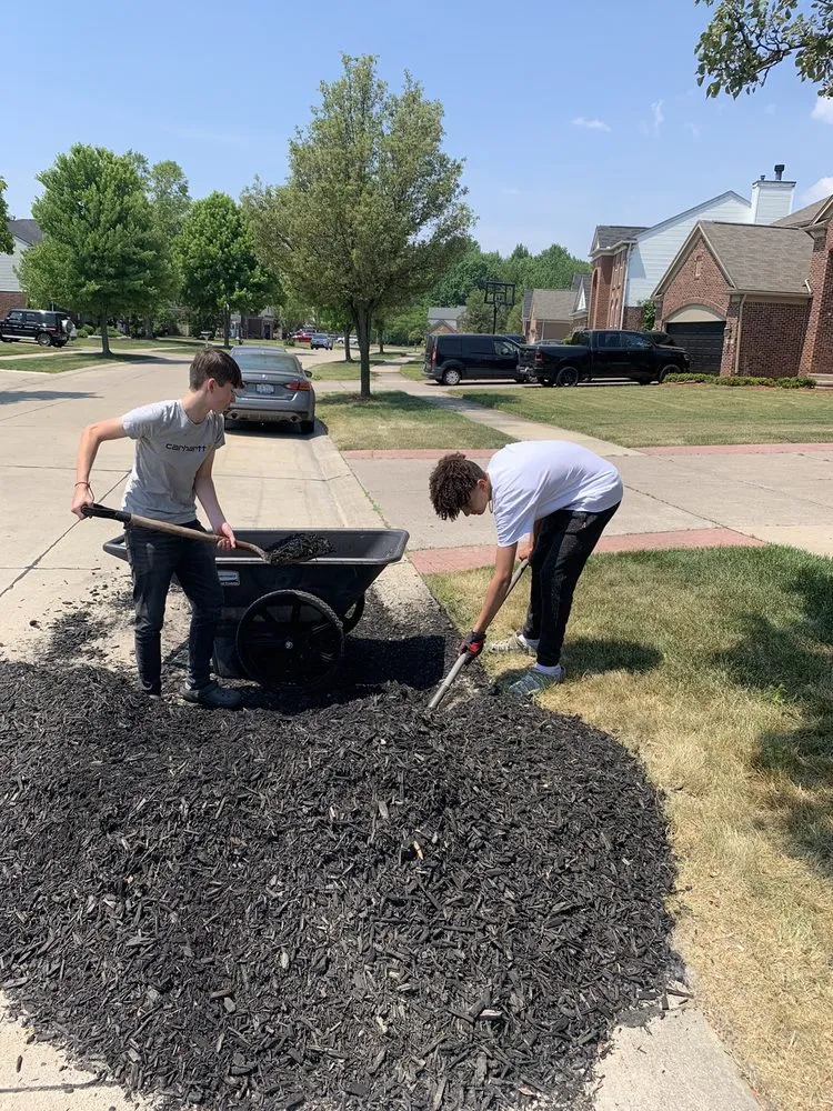 Trusted outdoor landscaping experts serving Detroit, MI - AC Landscaping