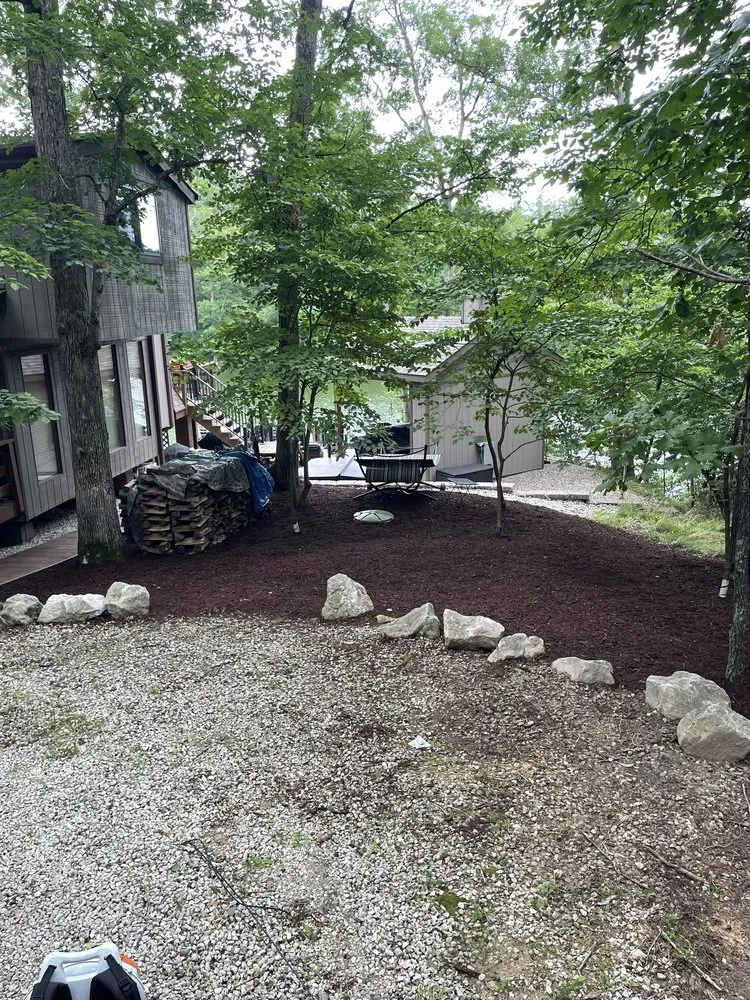 Reliable yard maintenance in Troy, MO - AC Outdoors