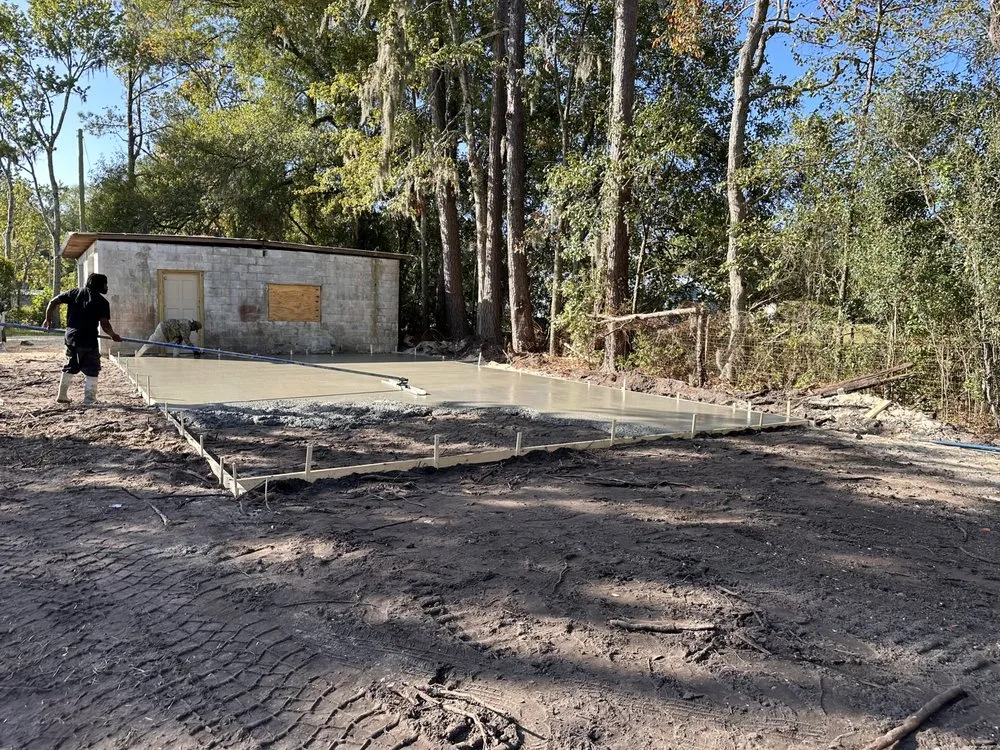 Expert lawn care service experts serving Brownsburg, IN - ACA Solution