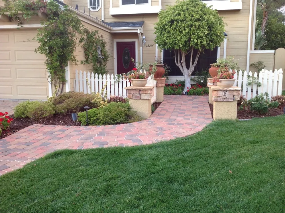 Professional landscape design in Poway, CA - Acacia Landscape Services of San Diego Inc
