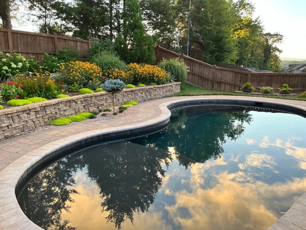 Trusted lawn mowing service experts serving Knoxville, TN - Acadia Landscape