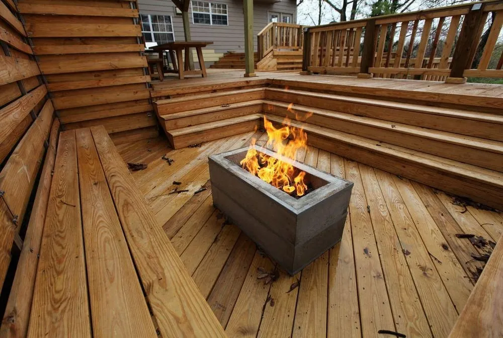 Expert yard maintenance for year-round maintenance in Knoxville, TN by Acadia Landscape