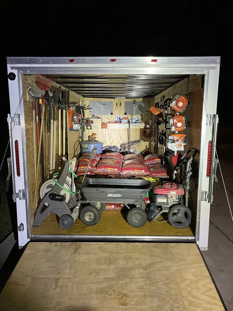 Top-rated landscaping services experts serving Rayne, LA - Acadia Lawn Care