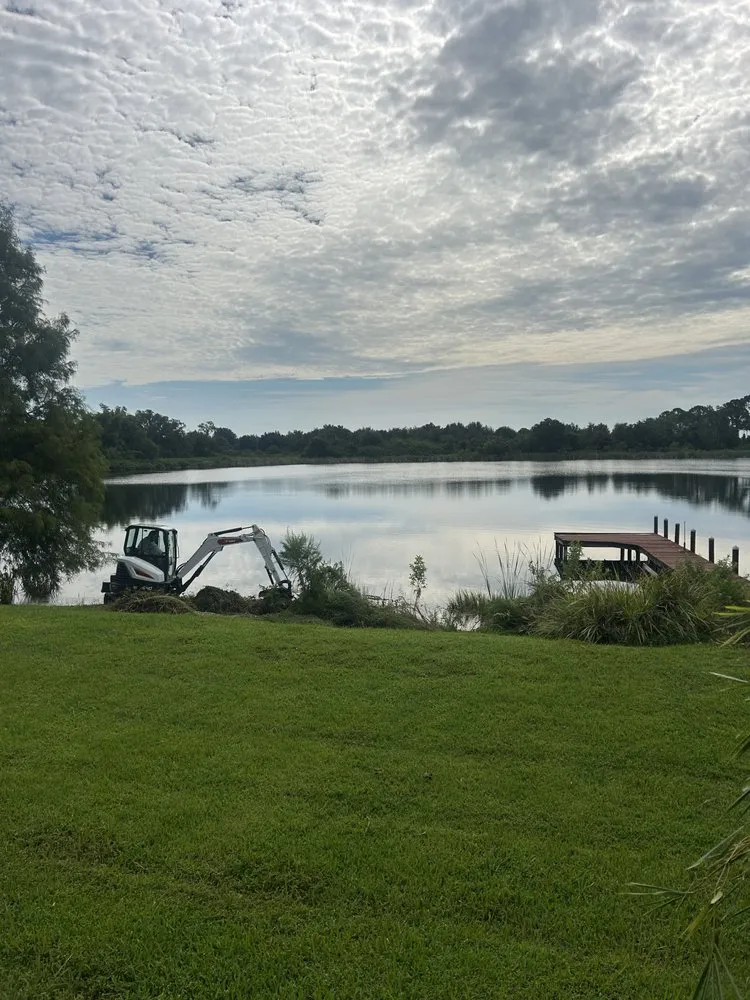 Reliable yard cleanup service in Winter Haven, FL - ACC Outdoors