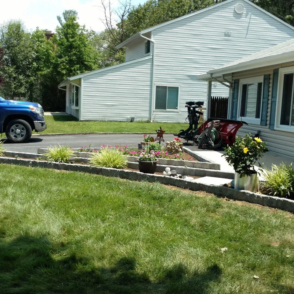 Top-rated yard cleanup service in Crofton, MD - Access Landscaping
