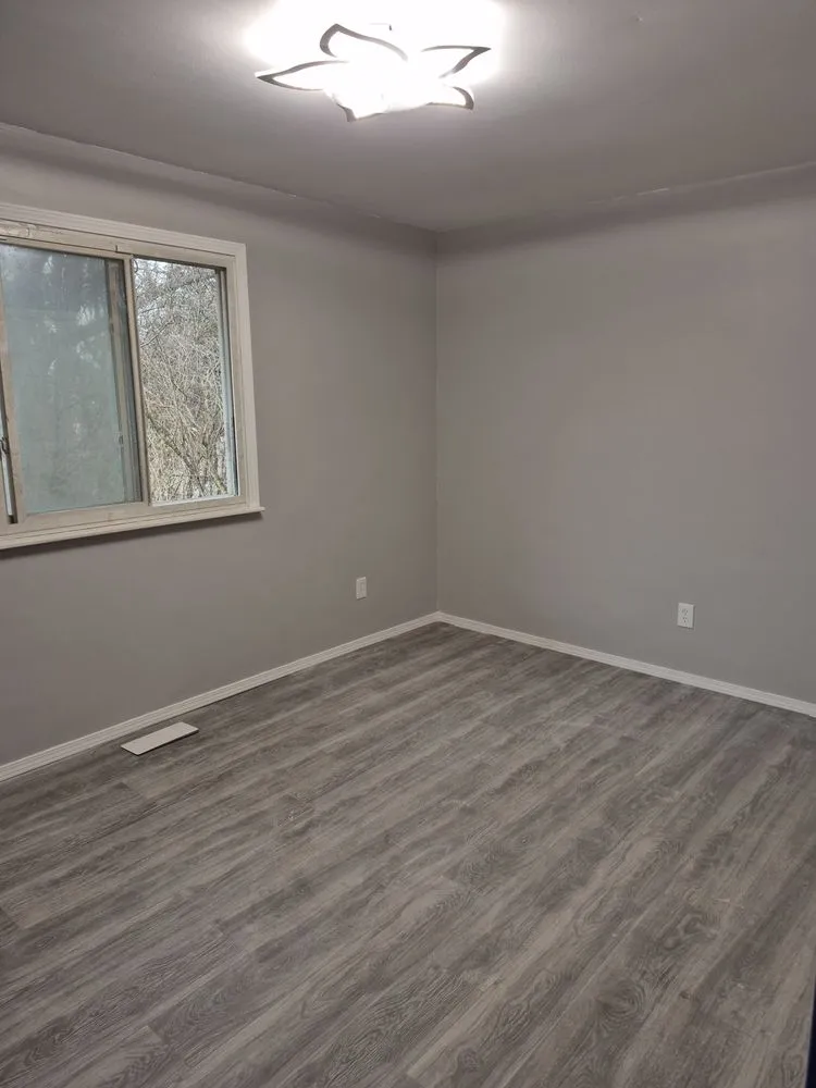 Expert lawn care service in Flint, MI - Accumod Home Improvement