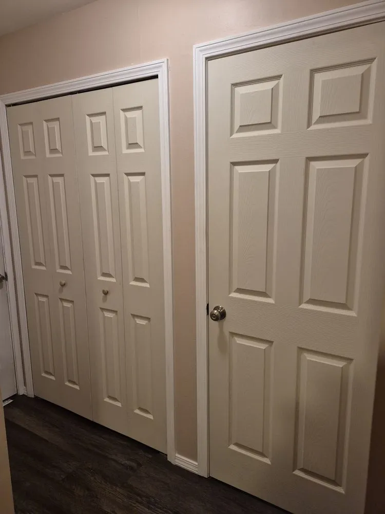 Reliable yard cleanup service in Flint, MI by Accumod Home Improvement