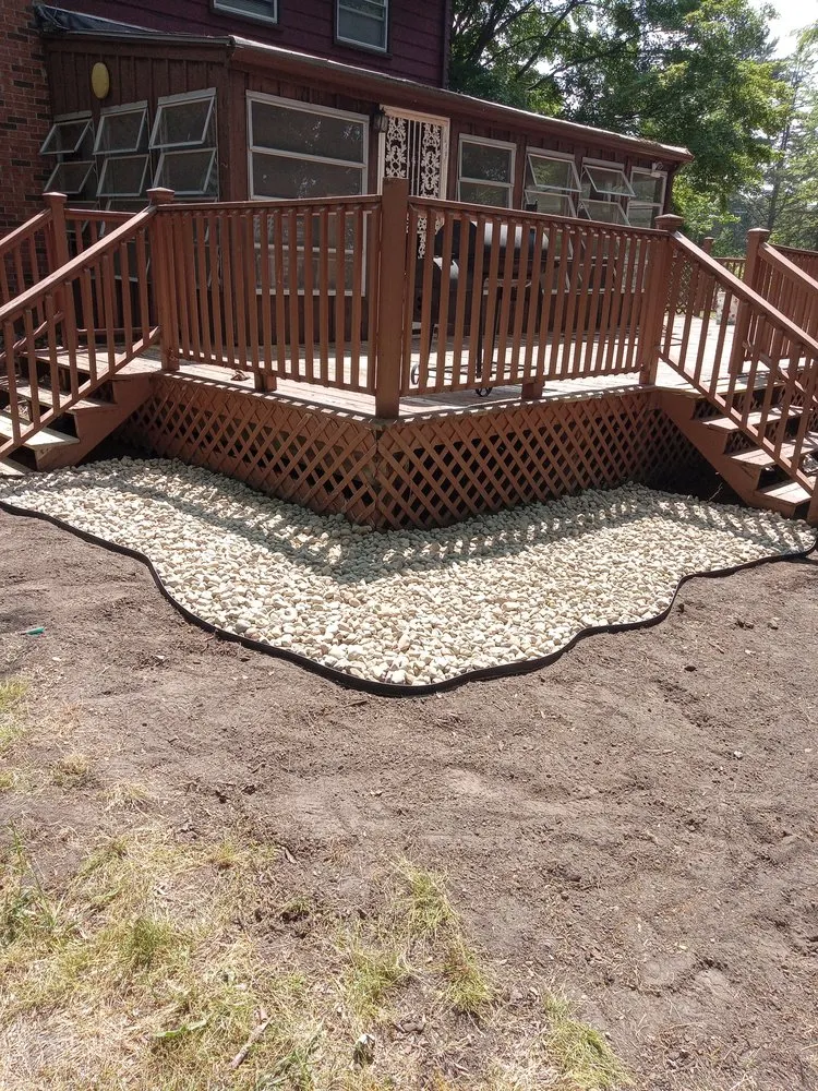 Top-rated landscape installation experts serving Flint, MI - Accumod Home Improvement