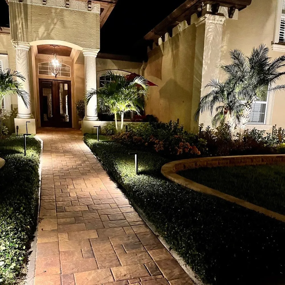 Custom garden landscaping in Apopka, FL - Accurate Pavers & Landscape