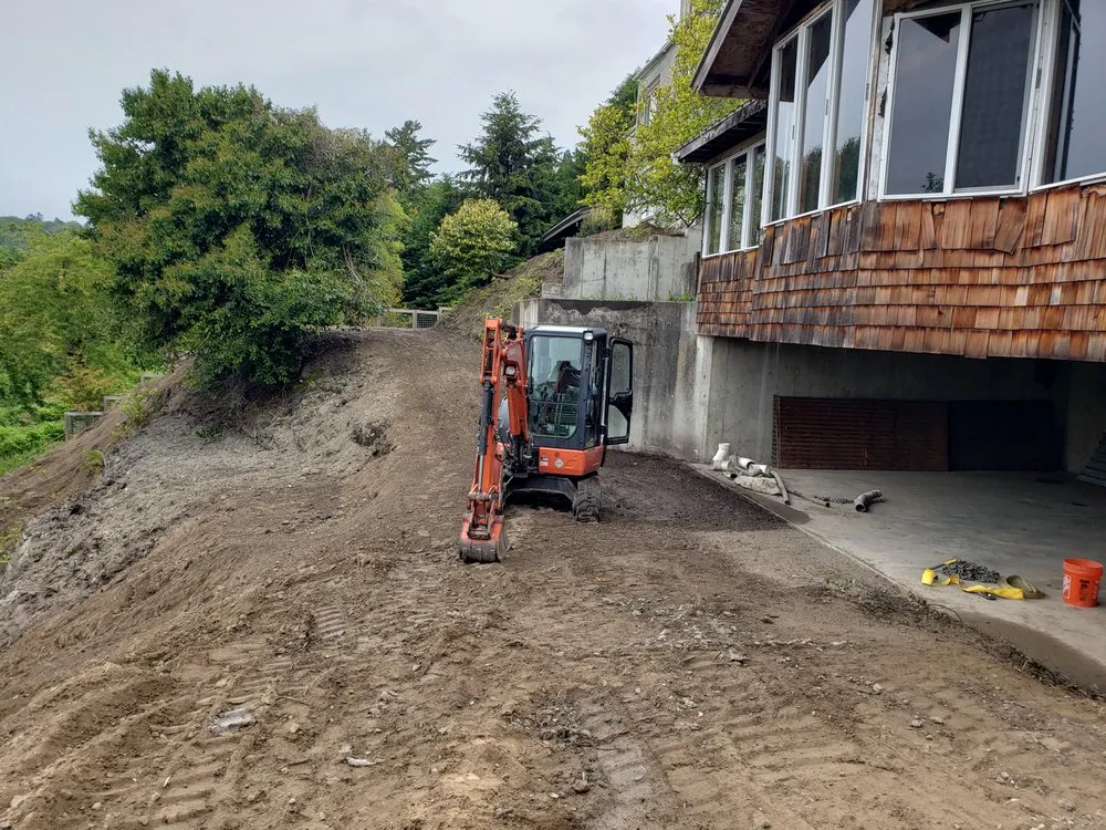 Expert outdoor landscaping experts serving Seattle, WA - Ace 1 Construction & Landscaping