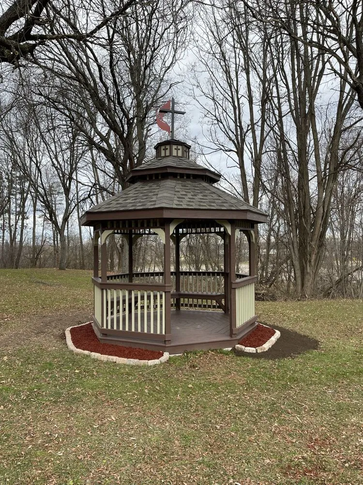 Trusted yard cleanup service for year-round maintenance across Clinton, NY - ACE Construction Endeavors