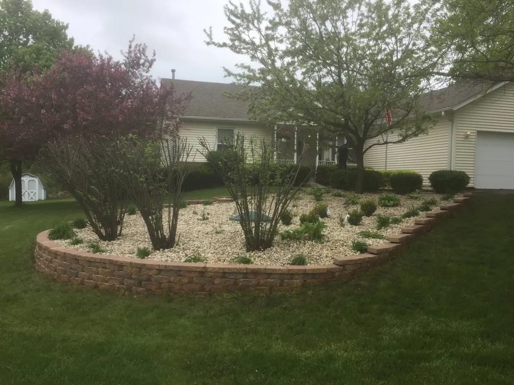 Top-rated lawn mowing service in Crystal Lake, IL by Ace Landscaping