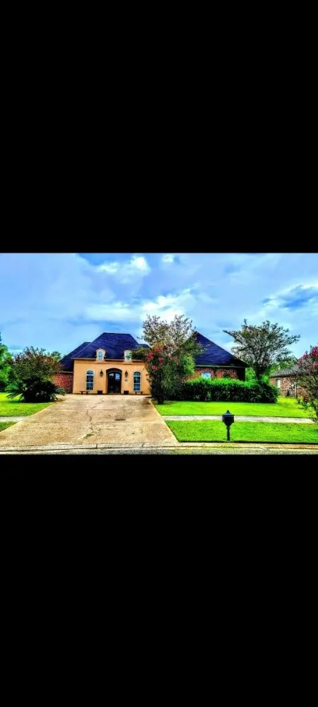 Reliable residential landscaping in Walker, LA by ACE Lawn Service