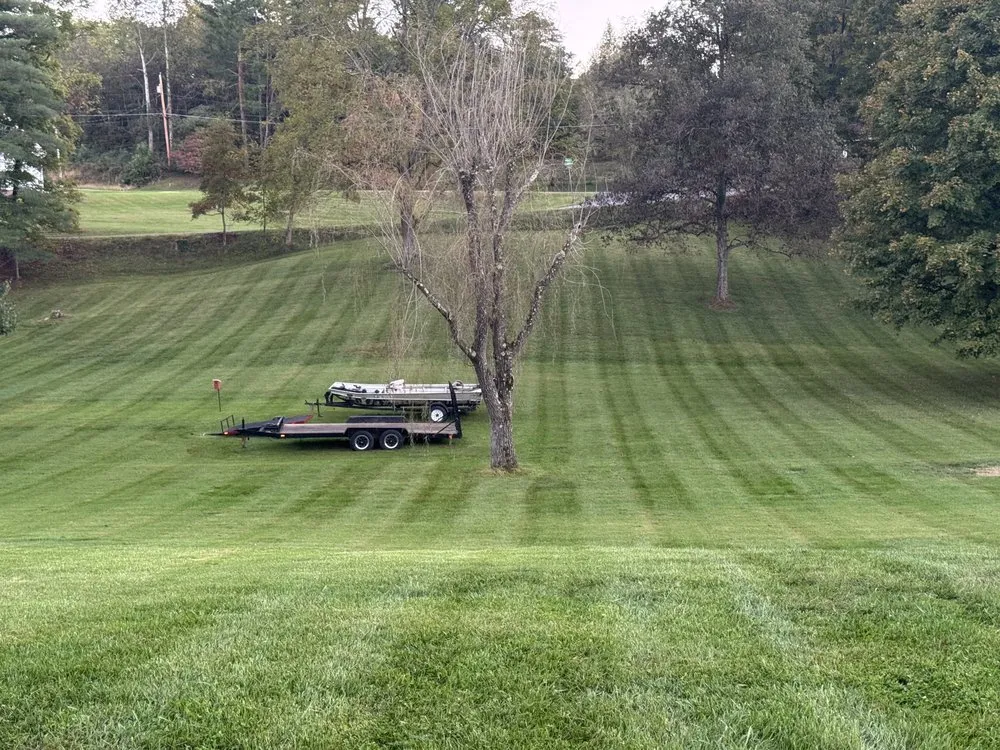 Custom lawn mowing service in Blountville, TN - A.C.E. Lawn Services