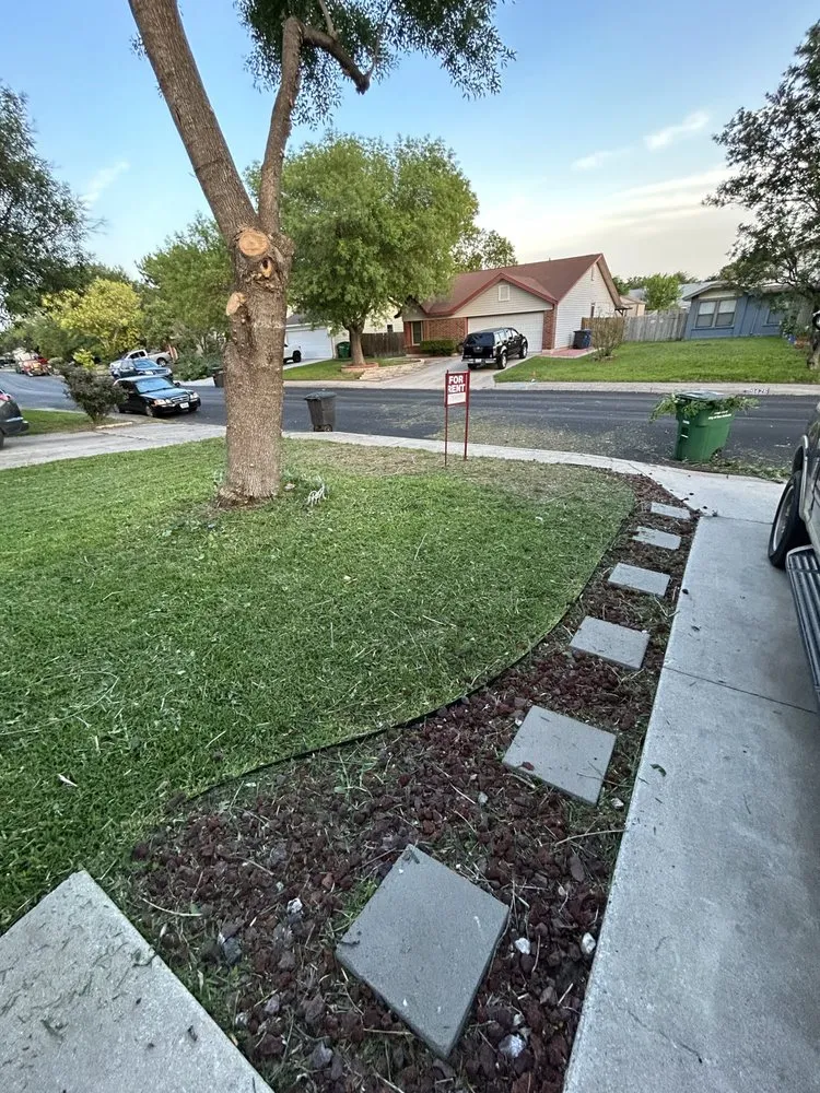 Expert garden landscaping experts serving San Antonio, TX - Ace Lawns