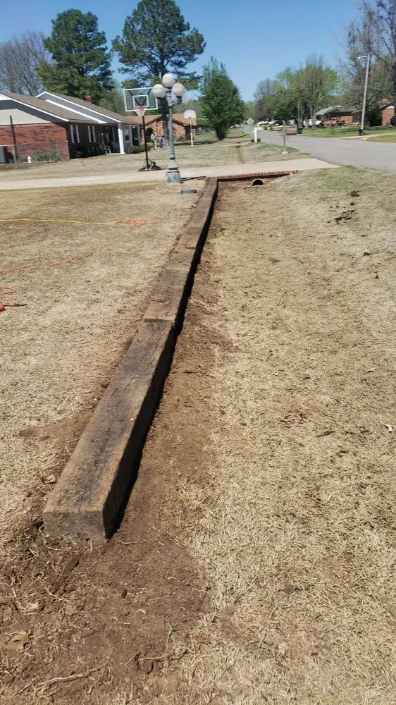 Professional outdoor landscaping experts serving Fort Gibson, OK - Ace of Blade'z Lawncare