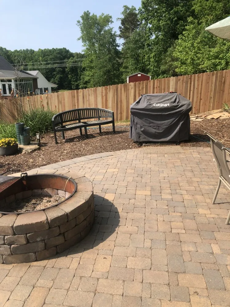 Top-rated landscaping services in Soddy-Daisy, TN by Acehilm Fence