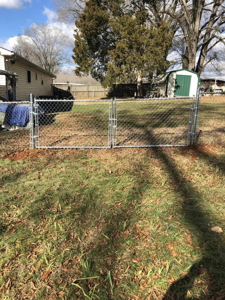 Local yard cleanup service with custom design across Soddy-Daisy, TN - Acehilm Fence