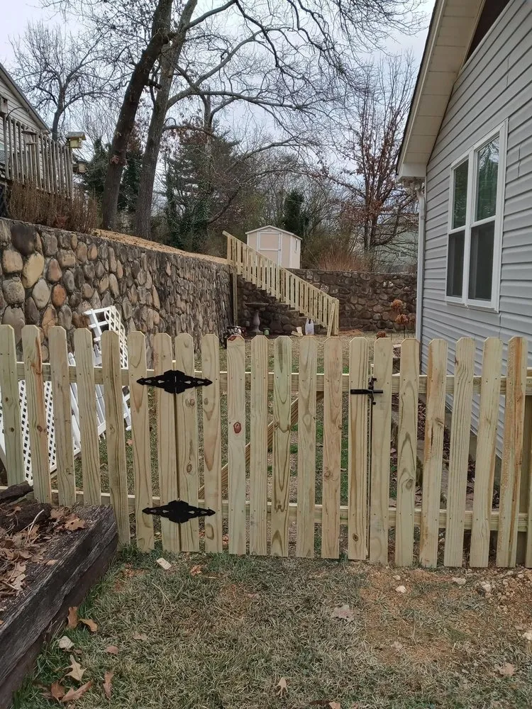 Top-rated landscaping services in Soddy-Daisy, TN - Acehilm Fence