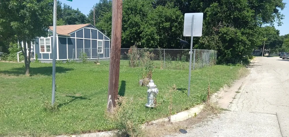 Reliable outdoor landscaping in River Oaks, TX - Aces Lawncare