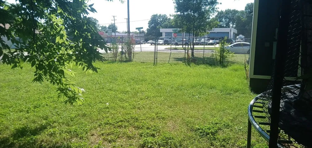 Custom garden landscaping in River Oaks, TX - Aces Lawncare