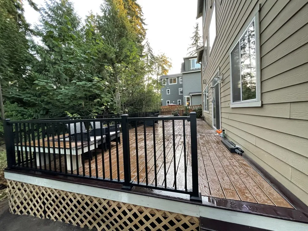 Reliable lawn mowing service in Lynnwood, WA by ACH Construction