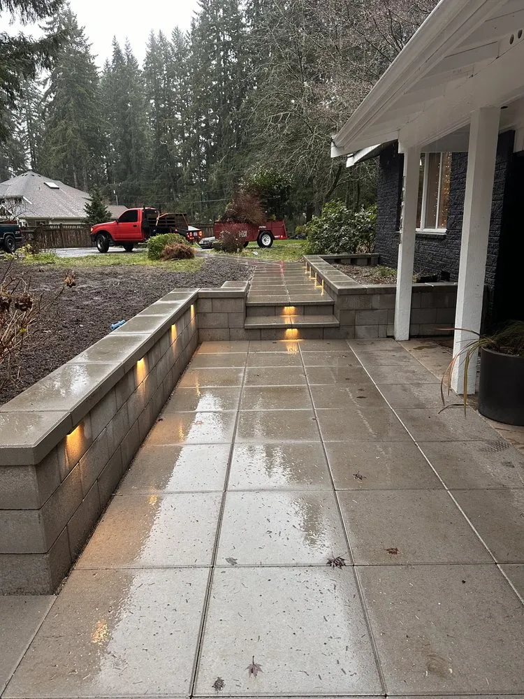 Local landscaping services experts serving Lynnwood, WA - ACH Construction