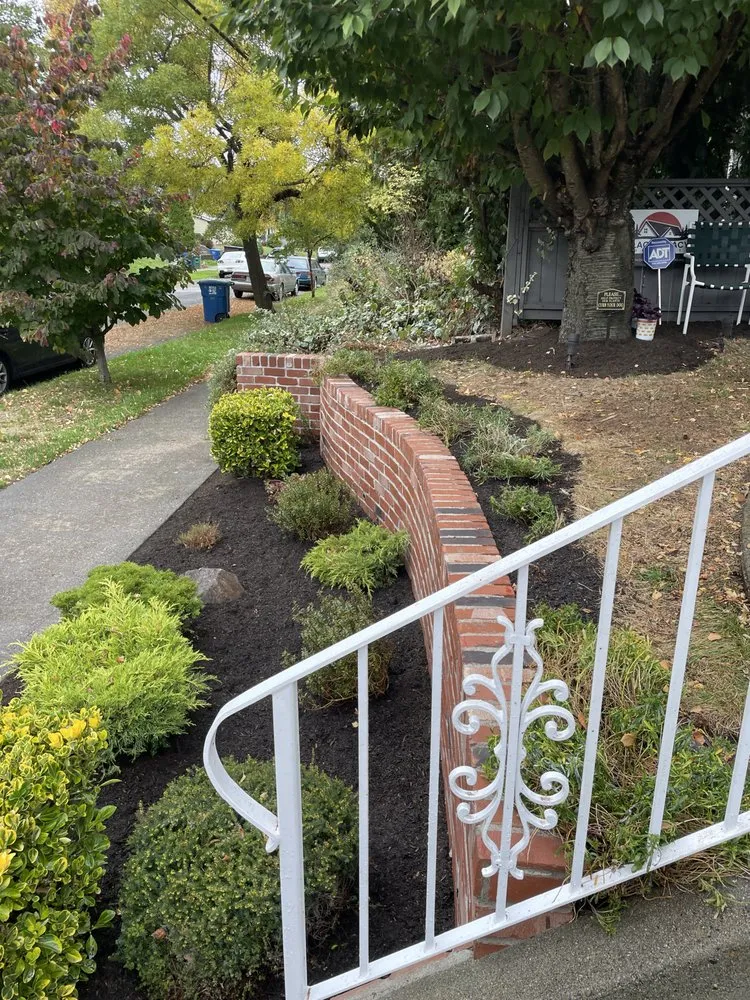 Reliable lawn care service in Lynnwood, WA by ACH Construction