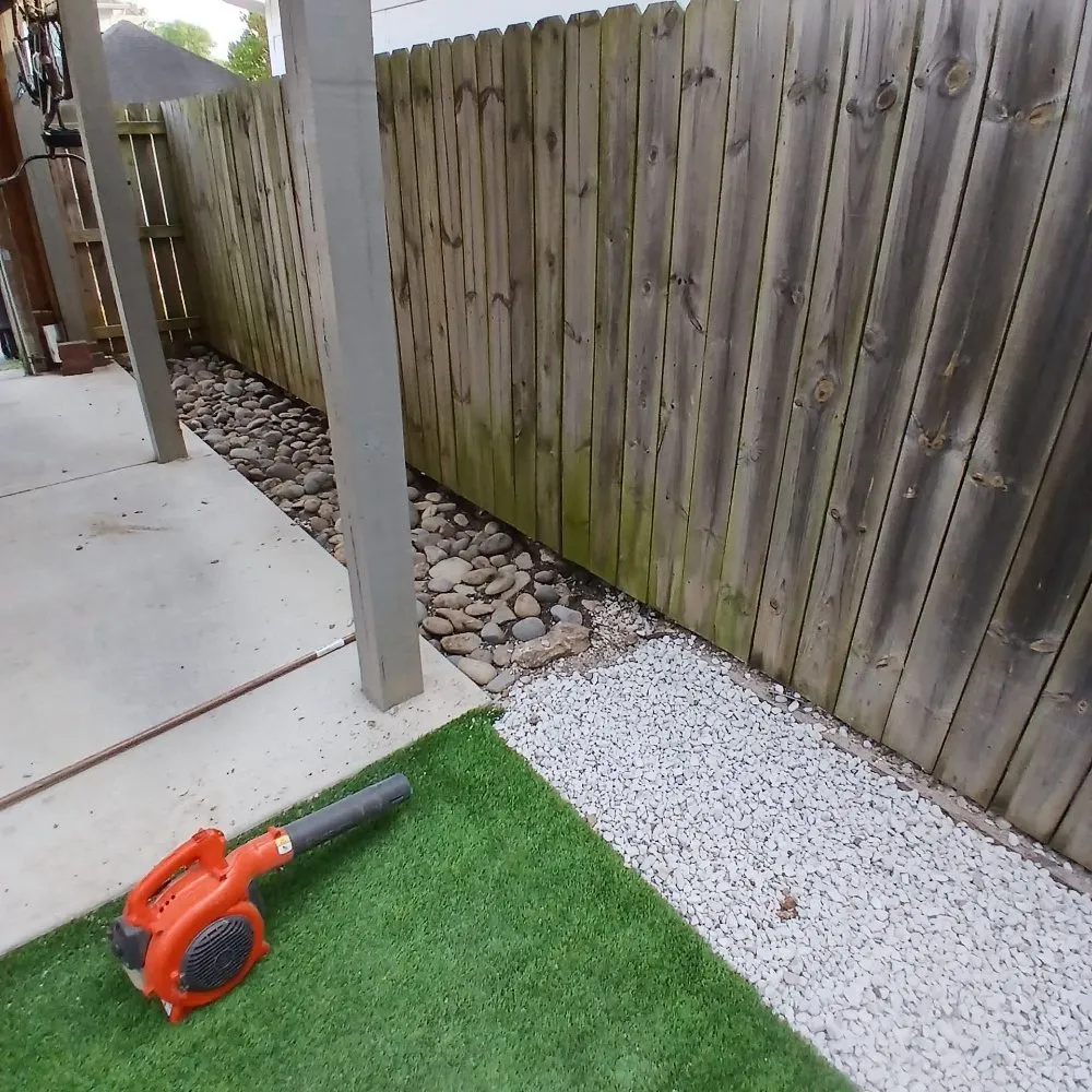 Local yard cleanup service in Nashville, TN by Achilles Outdoor Home Improvement