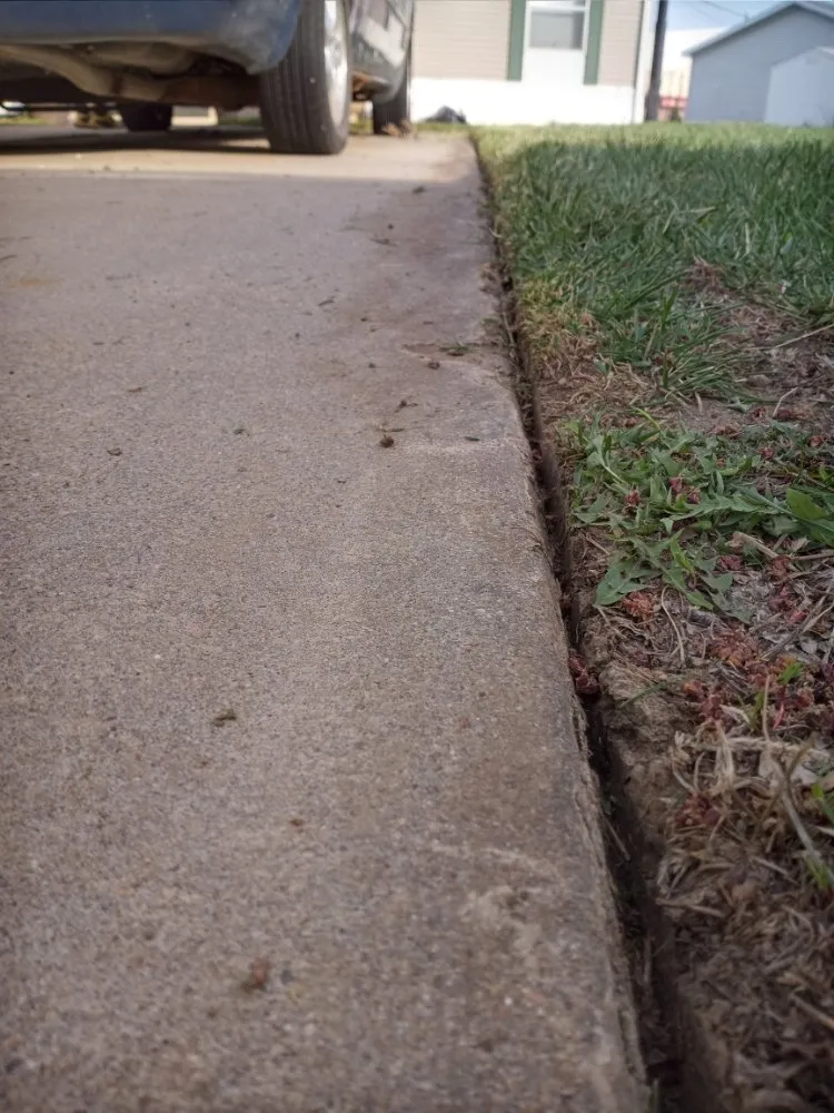 Local lawn care service in Omaha, NE by Ack lawn and landscape