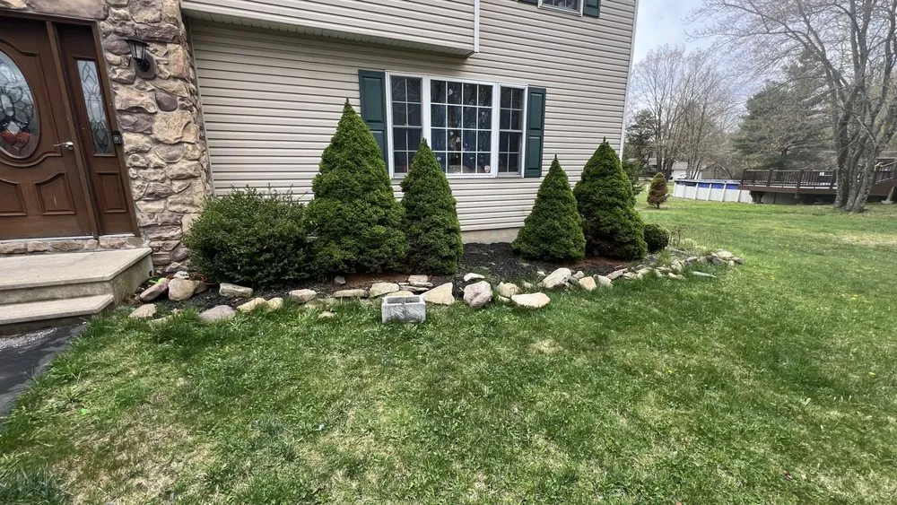 Local yard cleanup service for homes across Mount Pocono, PA - Acl Property Services