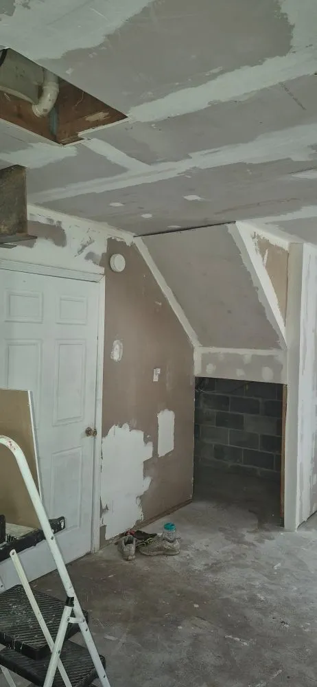 Custom yard cleanup service for homes in Stroudsburg, PA by ACM Contracting & Handyman