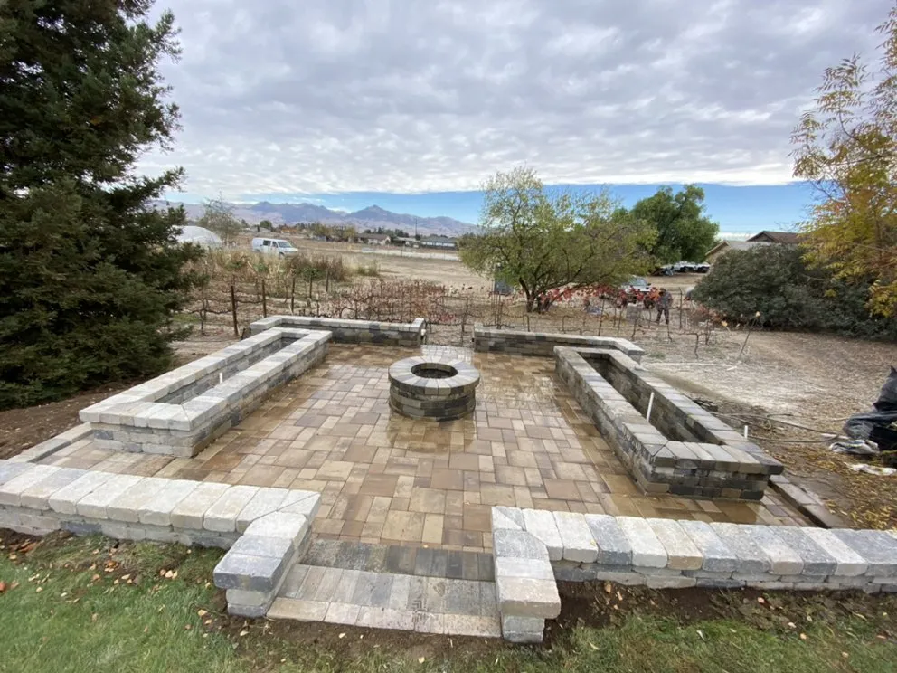 Top-rated landscaping services in LOS BANOS, CA by Acon landscape