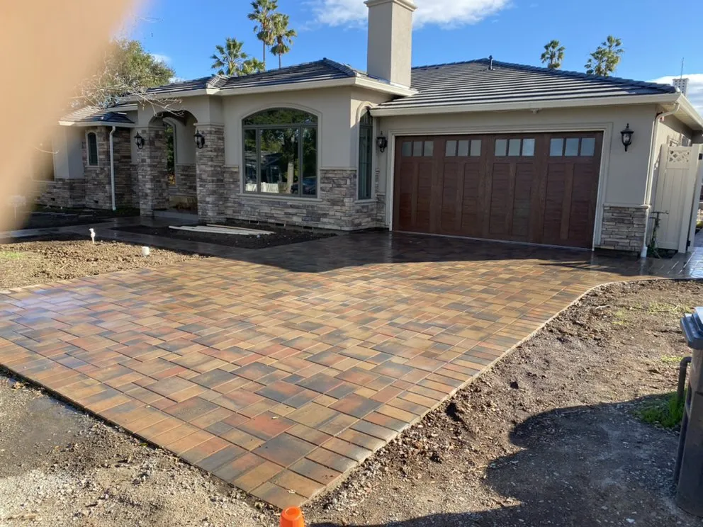 Affordable lawn care service in LOS BANOS, CA by Acon landscape