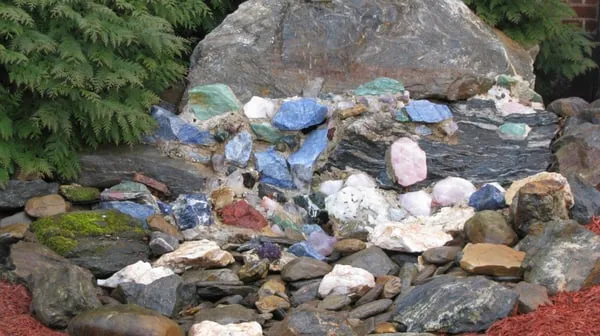 Acorn Landscape Logo