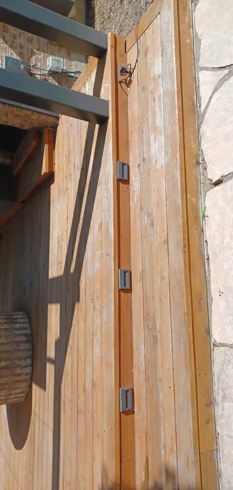 Custom yard cleanup service in Denver, CO - Acorn Landscaping