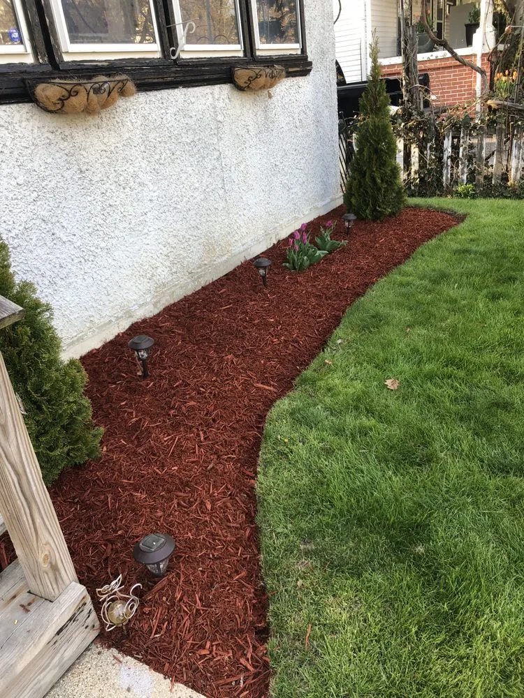 Custom yard cleanup service in Waukegan, IL by Acosta and Sons Landscaping