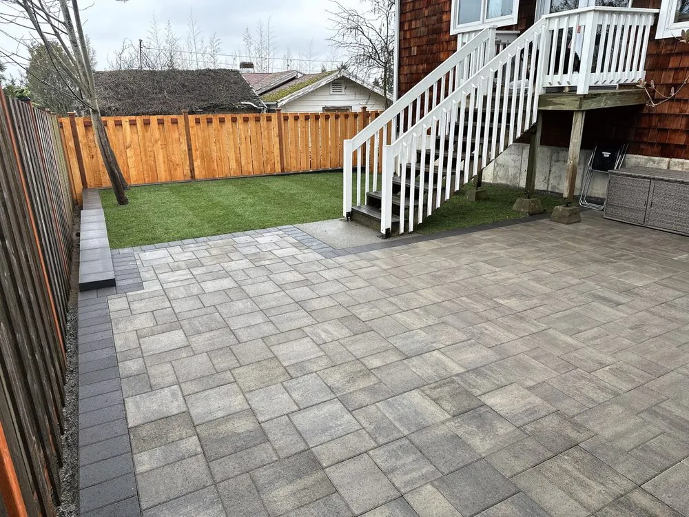 Expert yard maintenance for residential properties in Lynnwood, WA by Acosta Landscape and Pavers