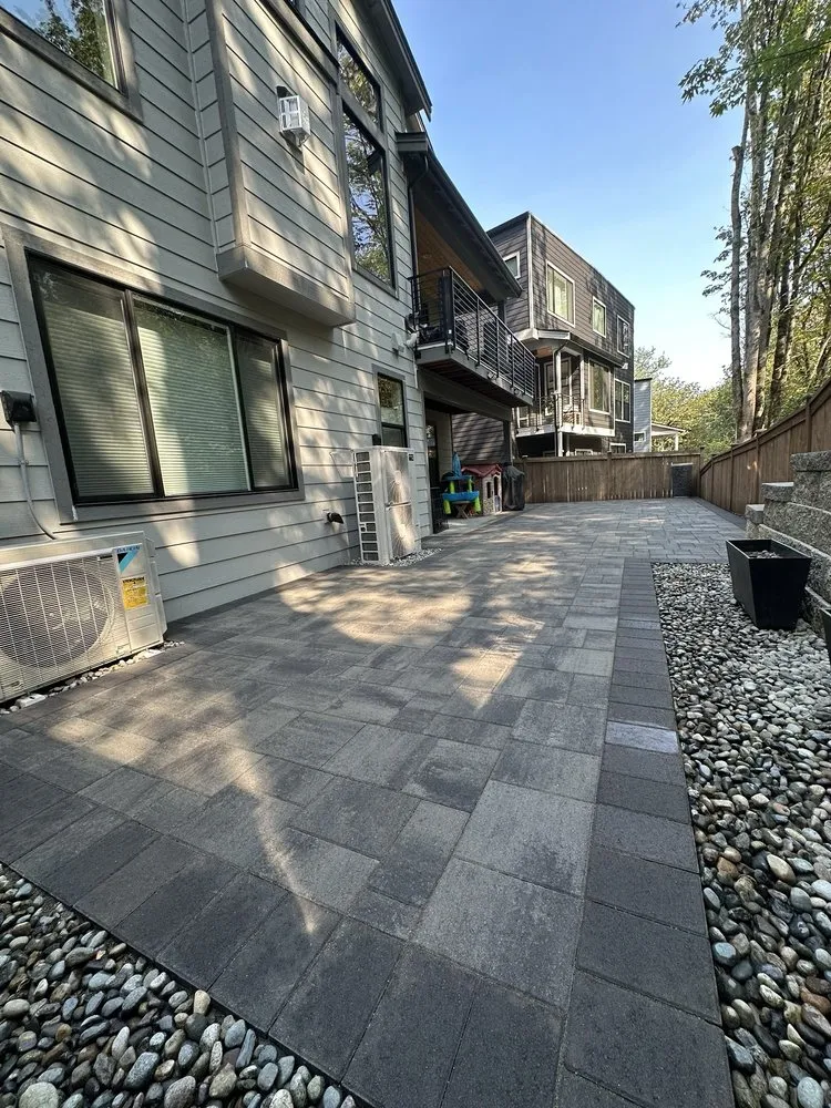 Expert lawn care service in Lynnwood, WA by Acosta Landscape and Pavers
