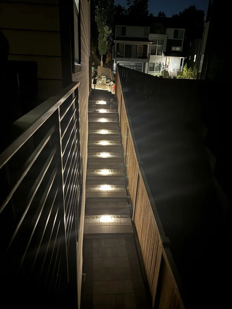 Trusted yard cleanup service in Lynnwood, WA by Acosta Landscape and Pavers