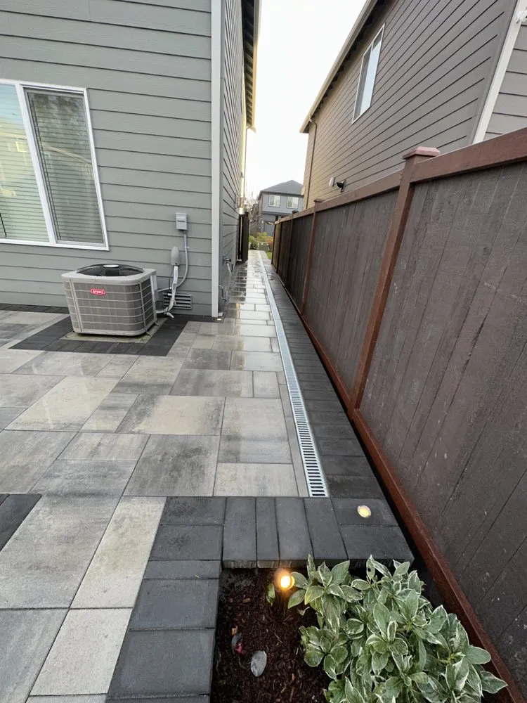 Local lawn care service in Lynnwood, WA - Acosta Landscape and Pavers