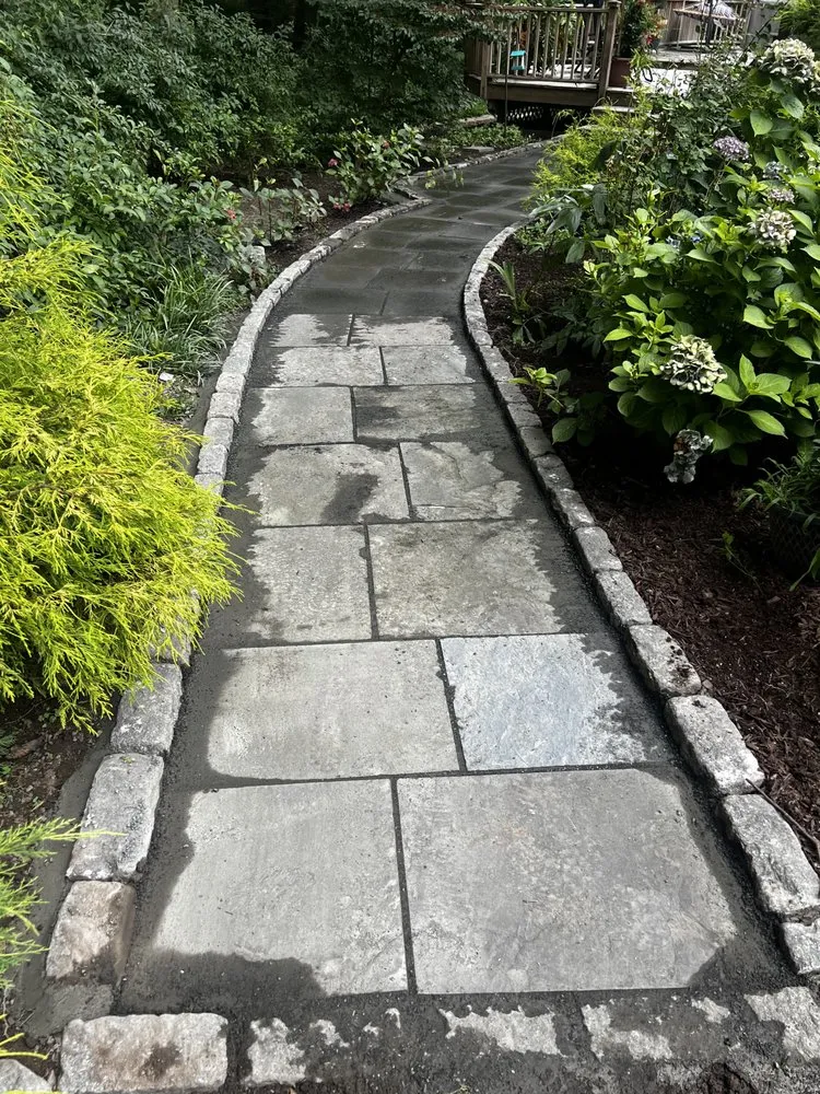 Affordable yard maintenance in Norwalk, CT - Acosta Tree Removal and Landscaping